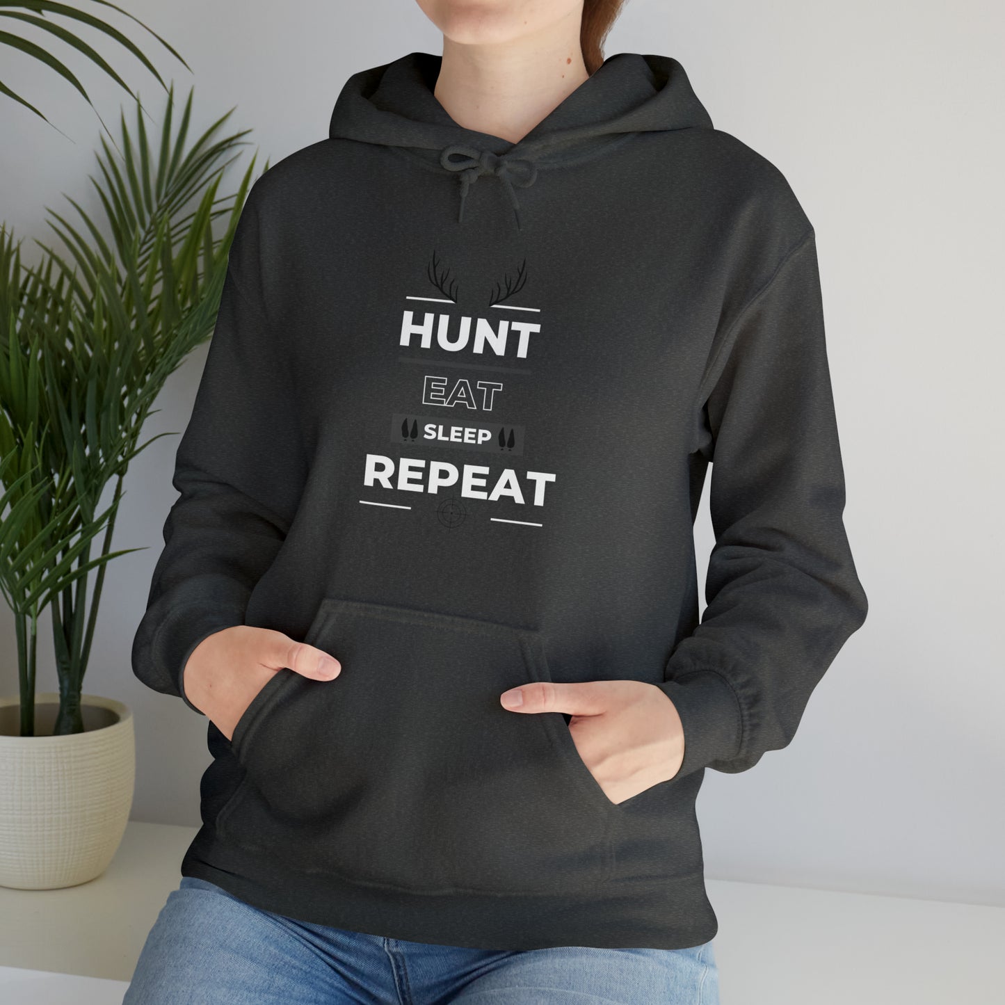 Hunt Eat Sleep Repeat Bla/Wht Unisex Heavy Blend™ Hooded Sweatshirt