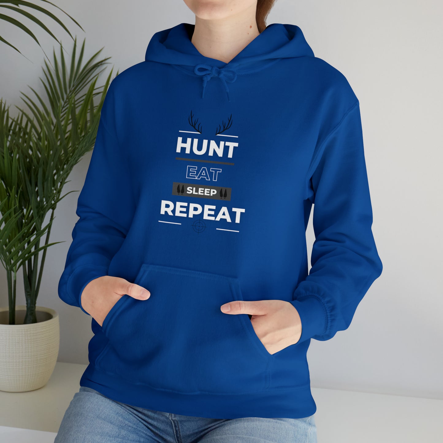 Hunt Eat Sleep Repeat Bla/Wht Unisex Heavy Blend™ Hooded Sweatshirt